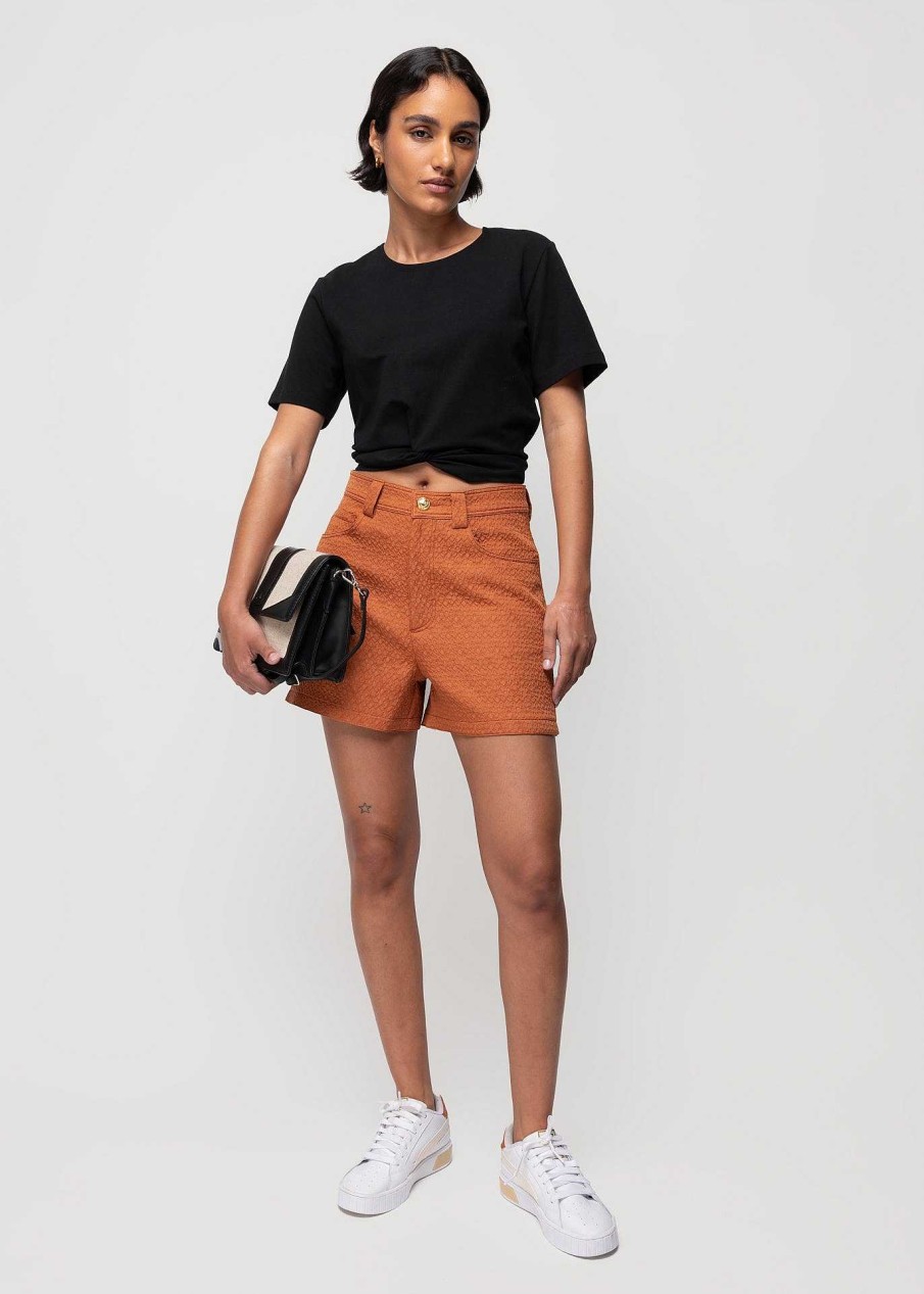 Vanilia Cropped Shirt Met Knoopdetail